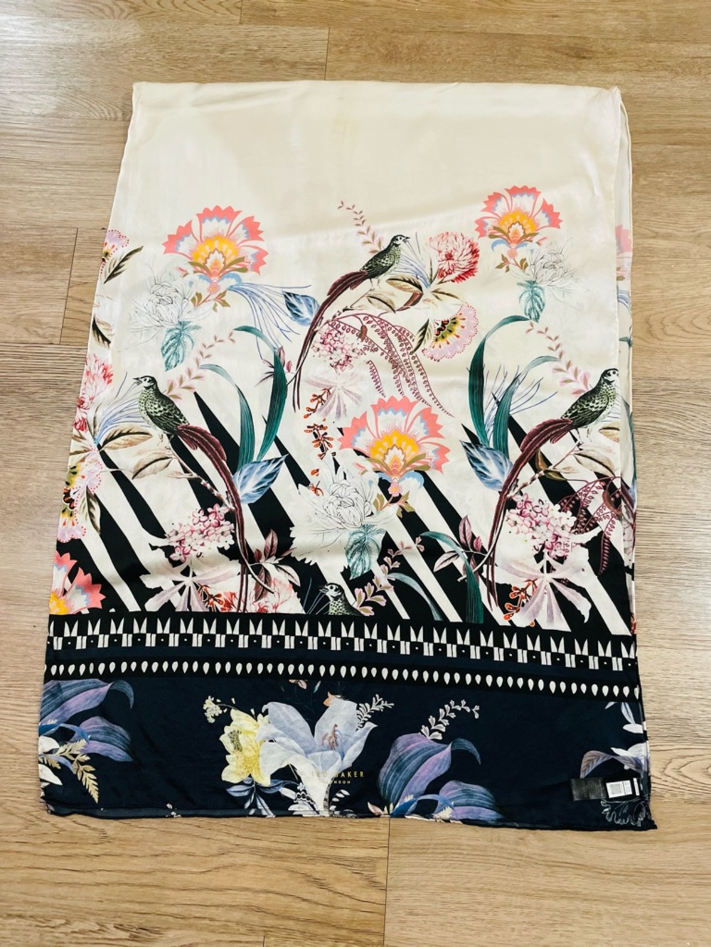 Ted Baker Dyanna Decadence Long Scarf. 

Crafted from 100% silk